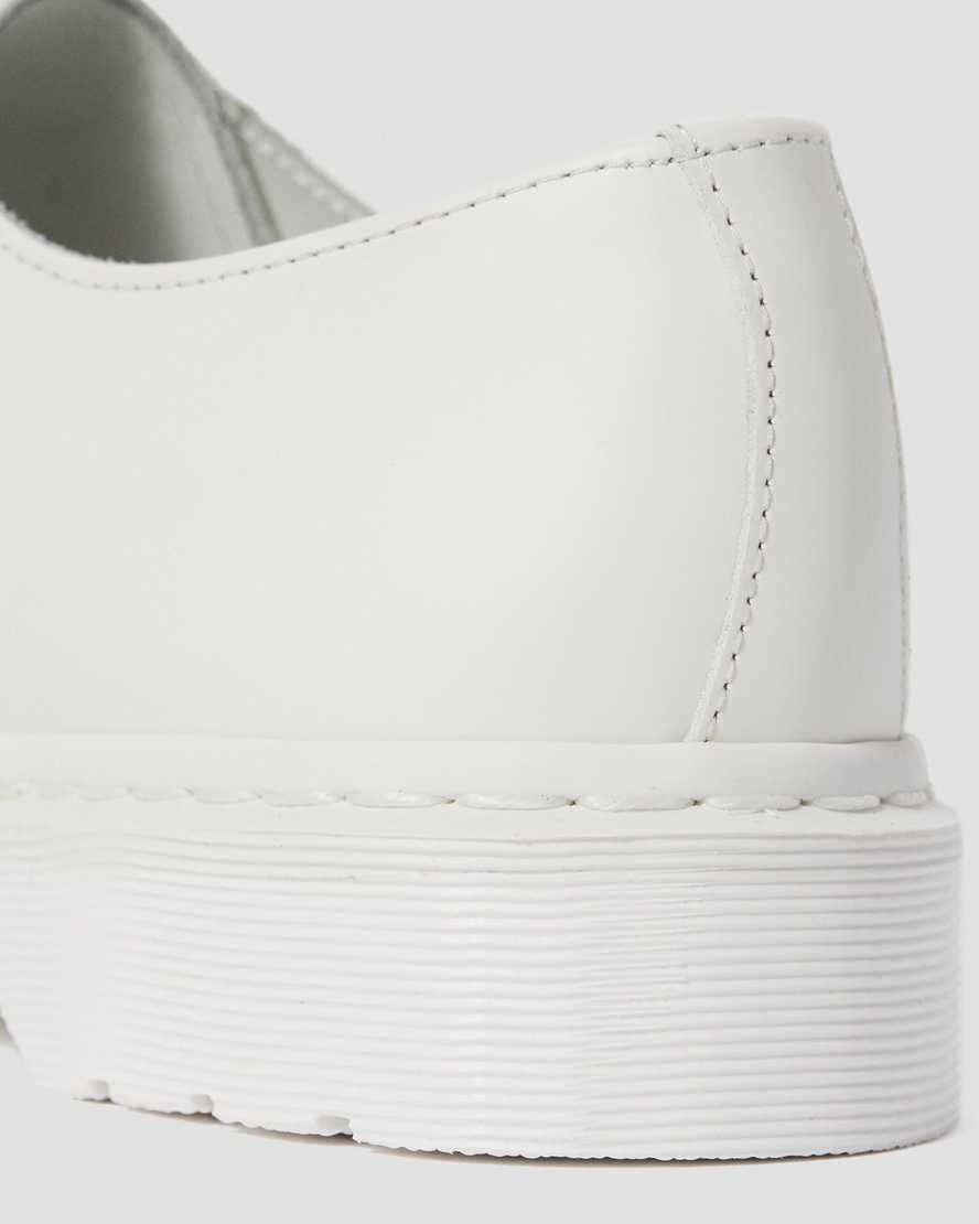 vita dr martens 1461 mono smooth oxfordskor för dam
