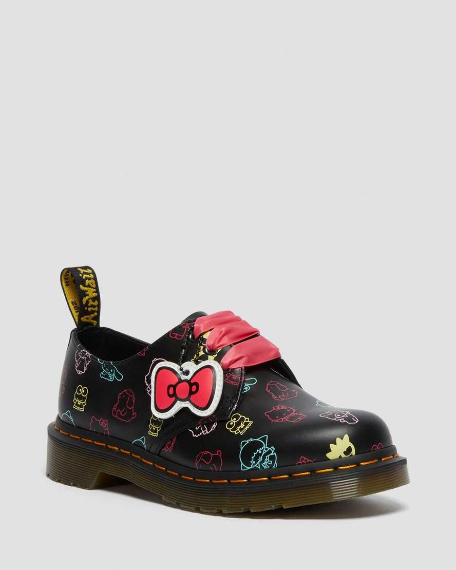 svarta dr martens hello kitty friends 1461 smooth oxfordskor för dam