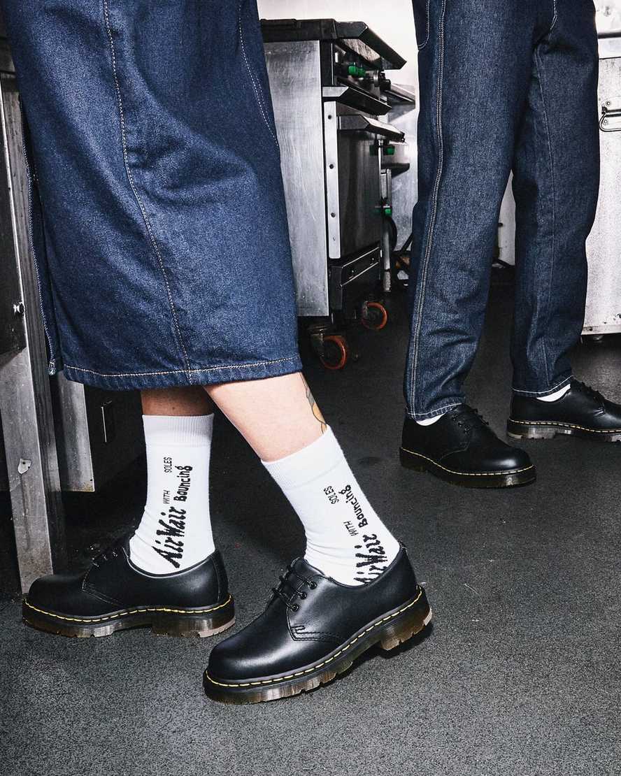 svarta dr martens 1461 halkfria oxfordskor för dam