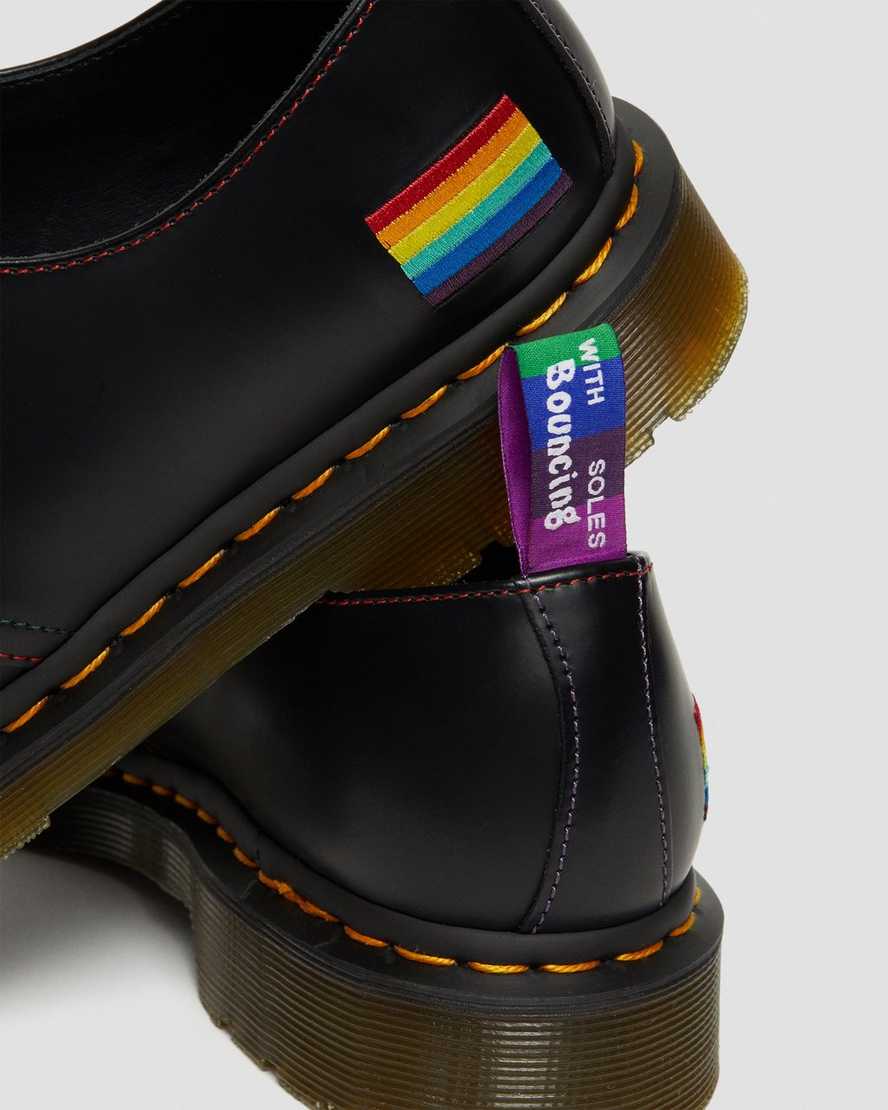 svarta dr martens 1461 for pride smooth oxfordskor för dam