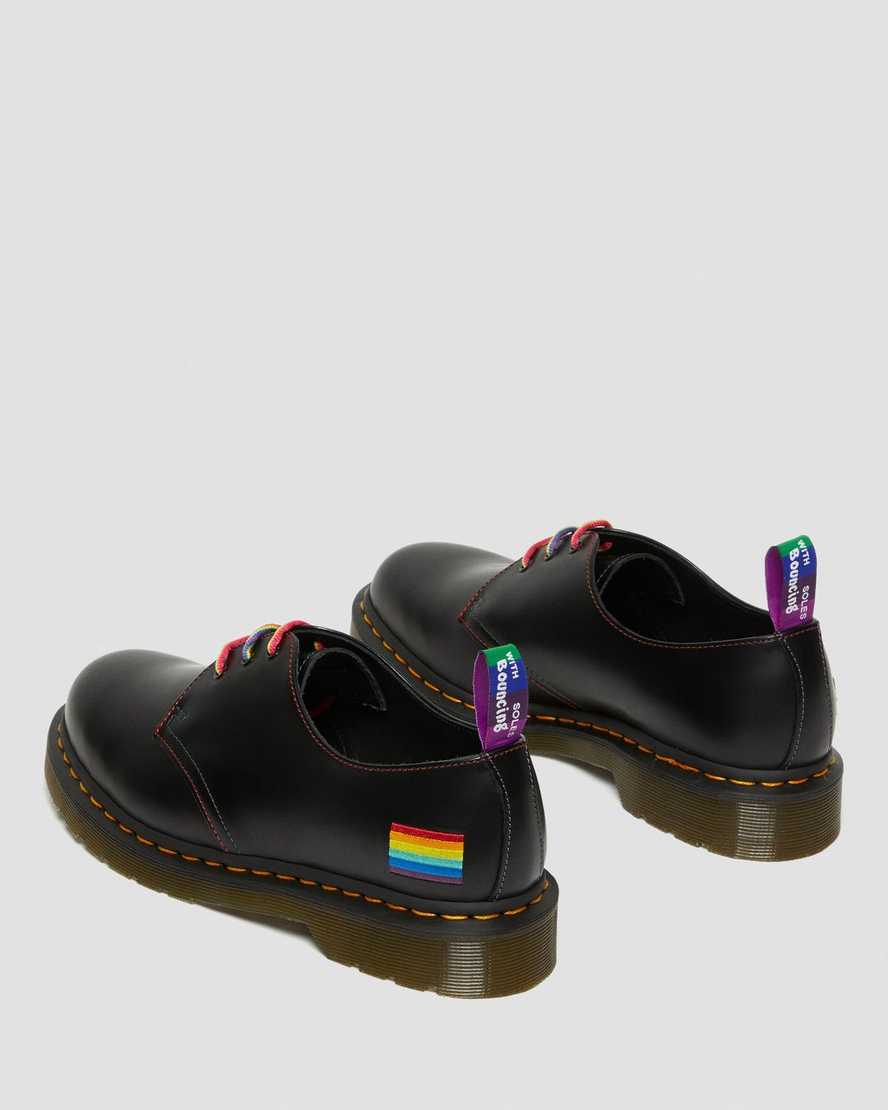svarta dr martens 1461 for pride smooth oxfordskor för dam