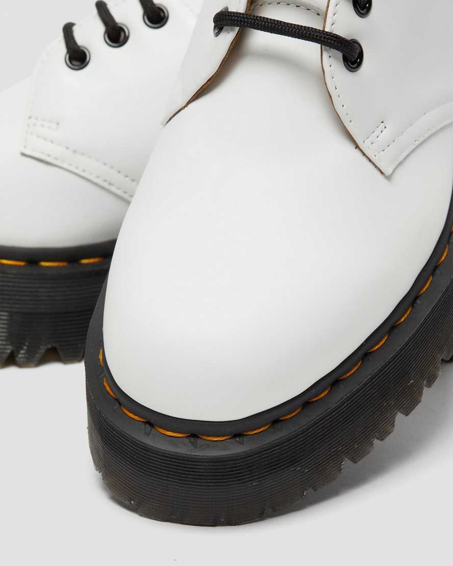 vita dr martens 1461 smooth platåskor för dam